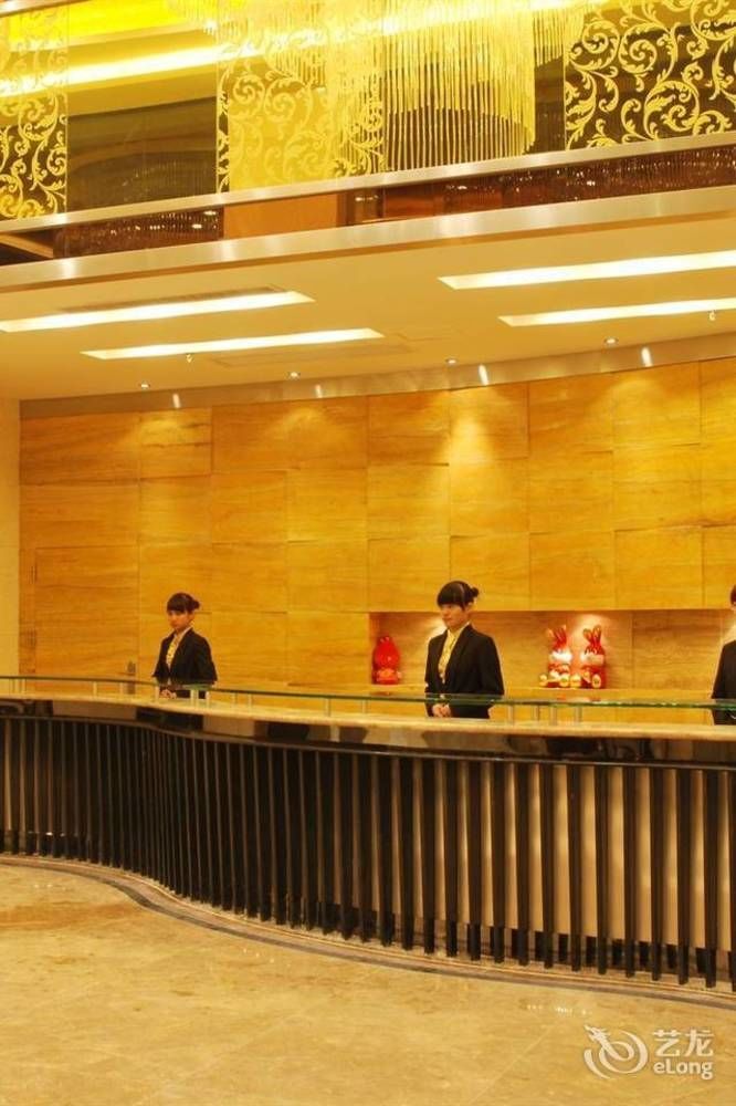 Vienna Hotel Qingyuan Lianjiang Road Luaran gambar